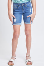 Load image into Gallery viewer, Denim Bermuda Short (medium wash)

