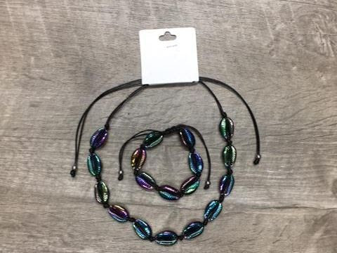 Black Metallic Shell Necklace