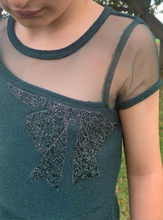 Load image into Gallery viewer, Green Bow Dress
